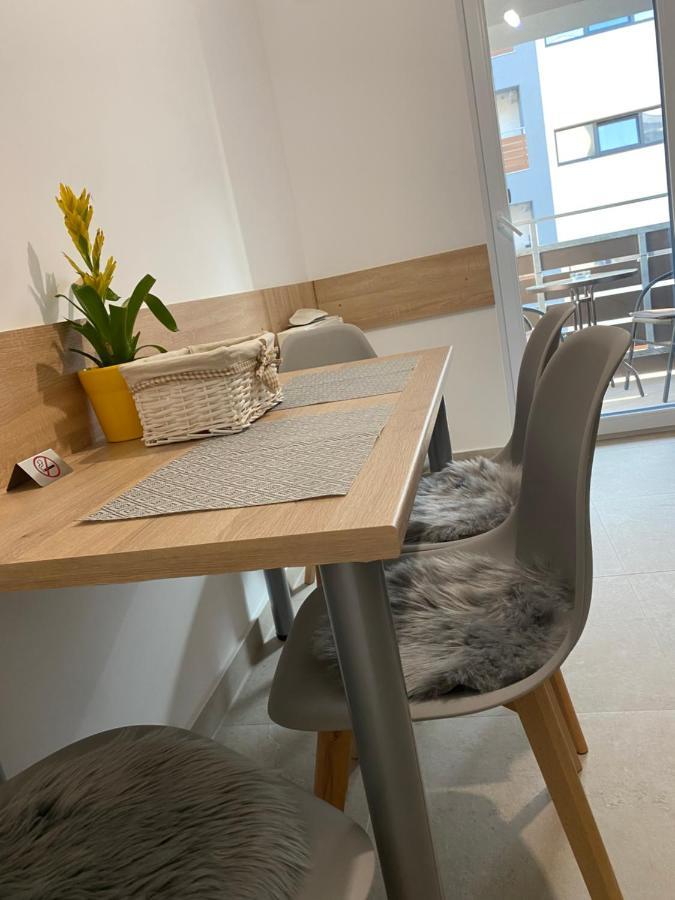 Deea H24 Apartman Rîşnov Kültér fotó
