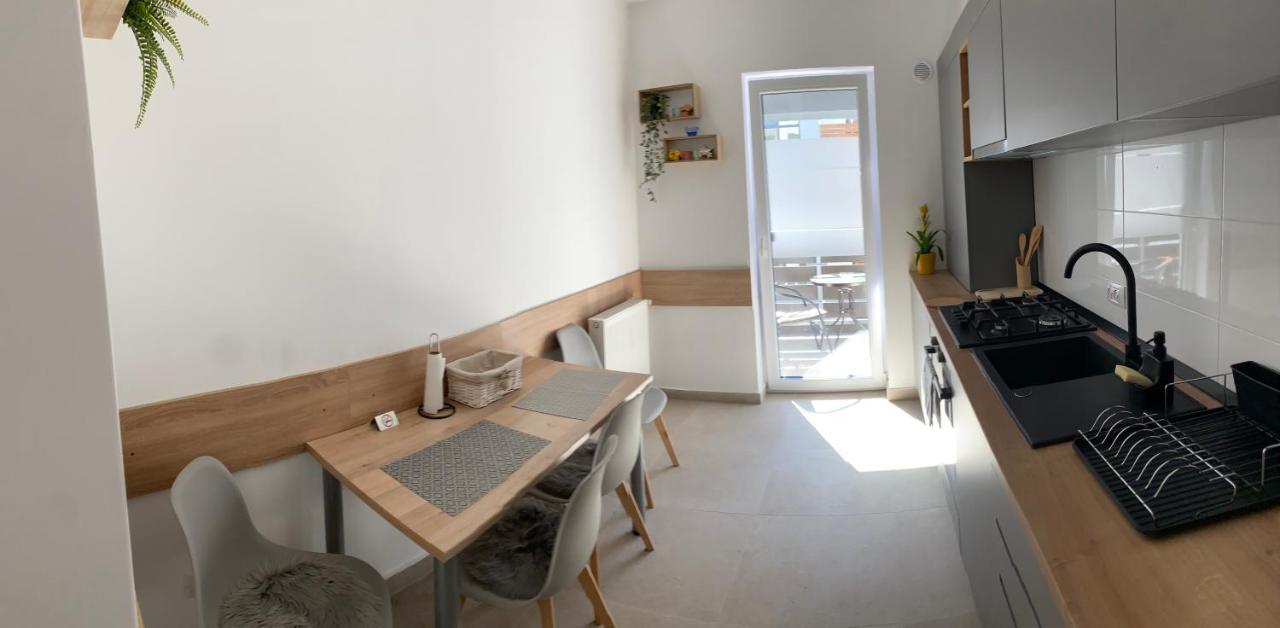 Deea H24 Apartman Rîşnov Kültér fotó