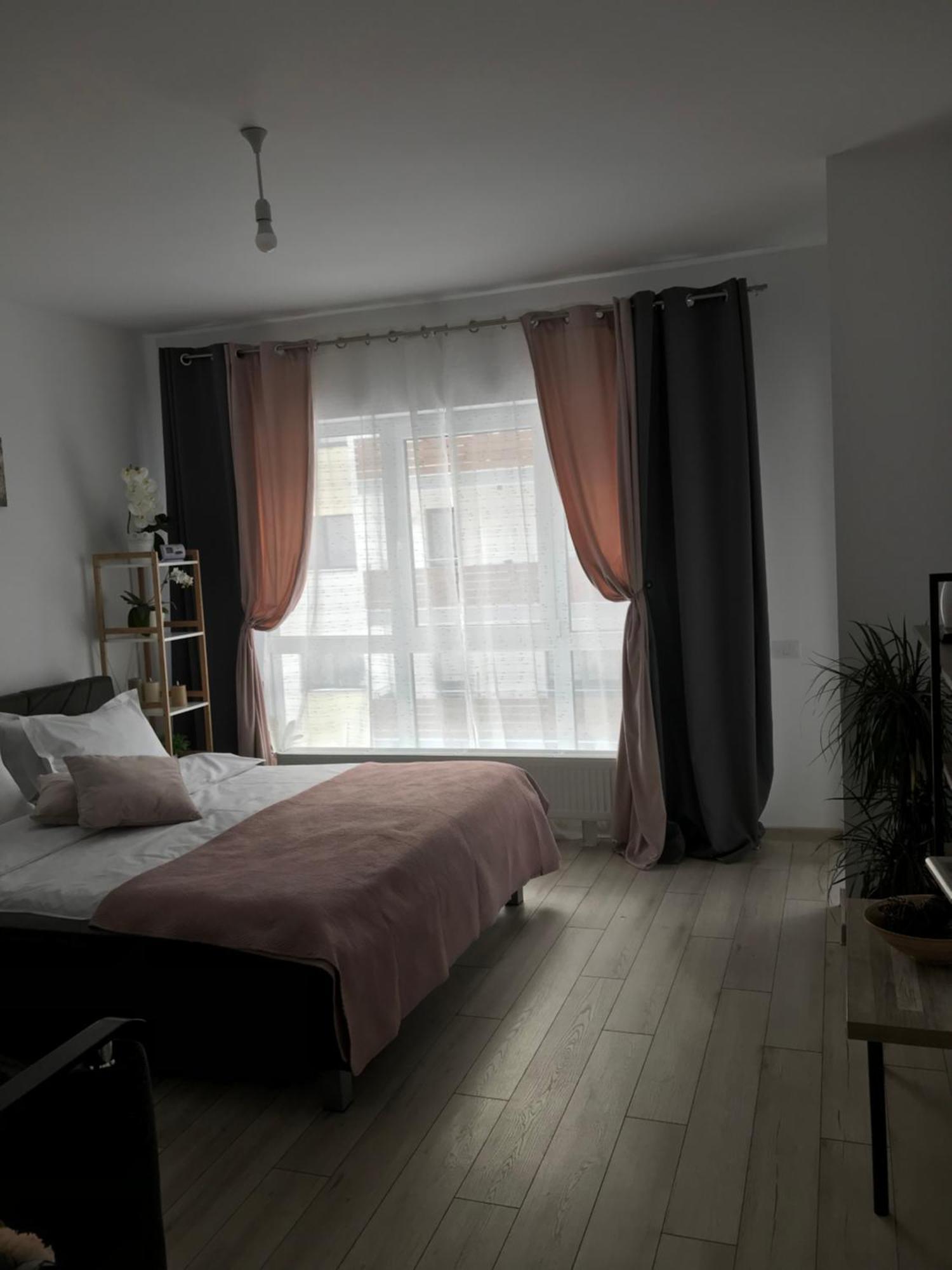 Deea H24 Apartman Rîşnov Kültér fotó